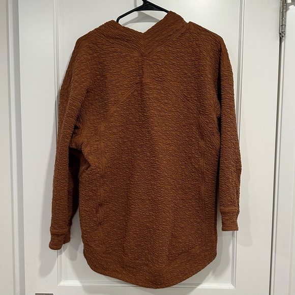 Lululemon Ripple Pullover - Picture 5 of 9